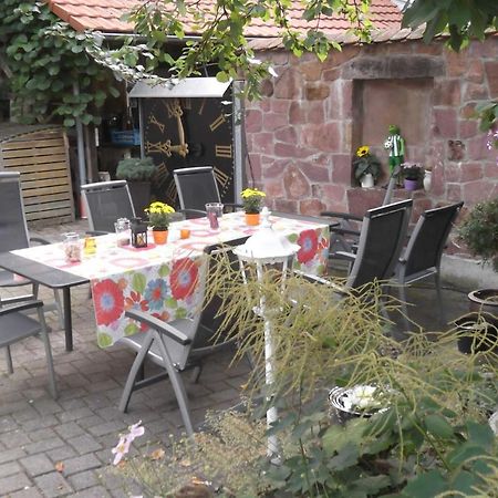 Galerie Ueber Den Gaerten Herbolzheim Esterno foto