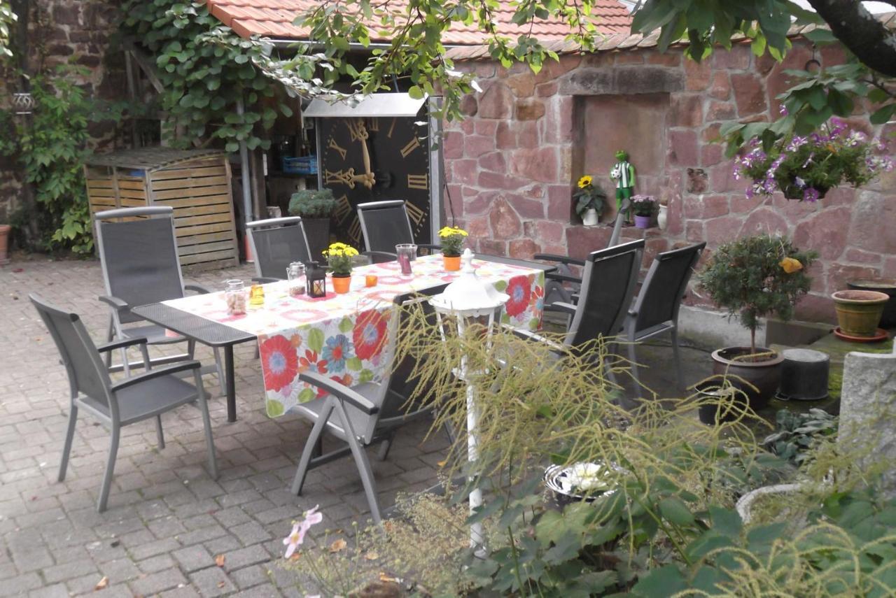 Galerie Ueber Den Gaerten Herbolzheim Esterno foto