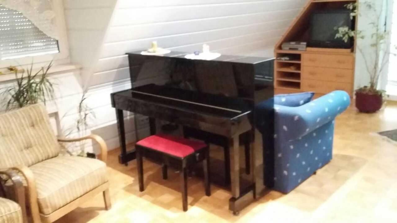 Galerie Ueber Den Gaerten Herbolzheim Esterno foto